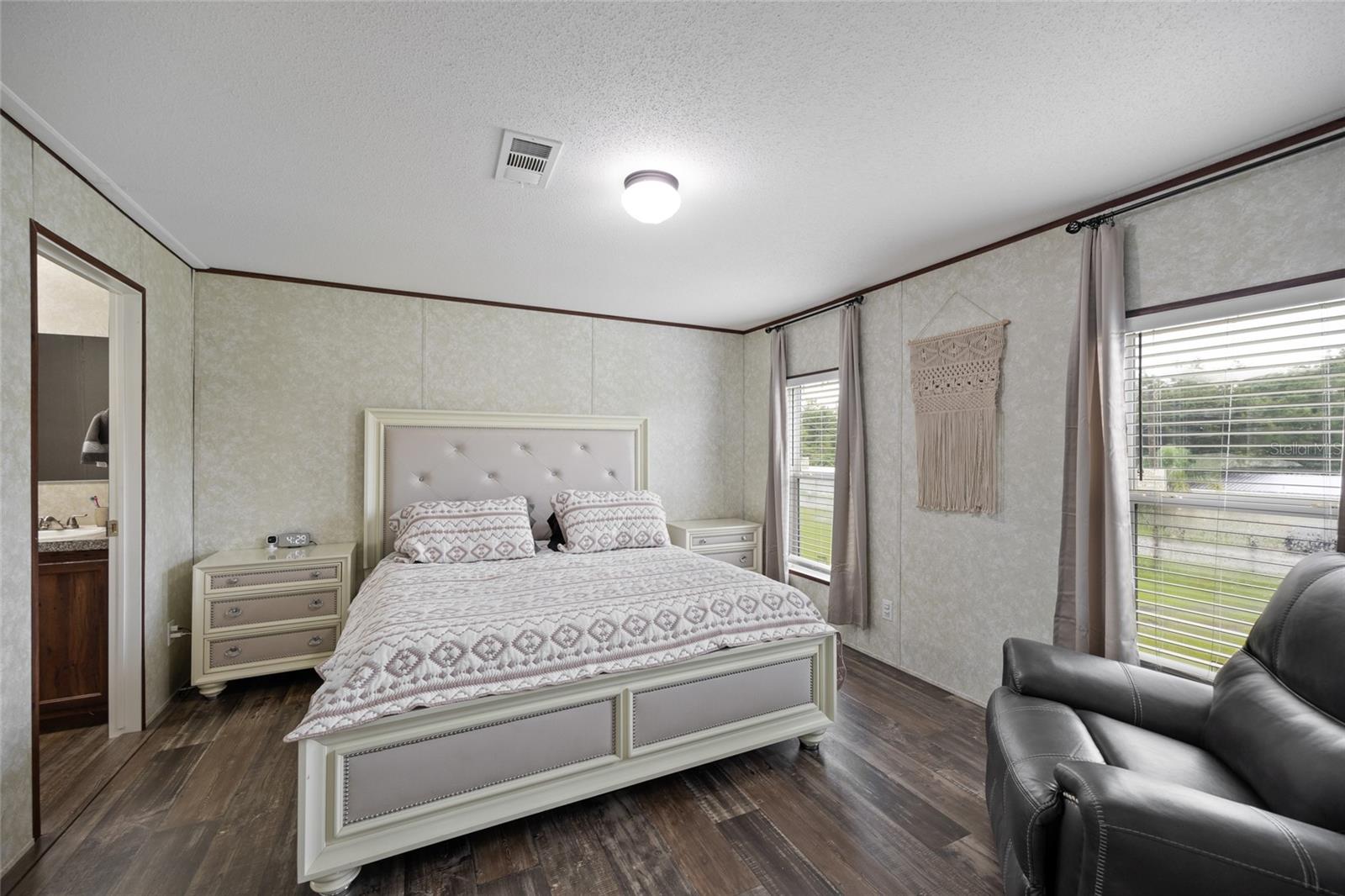 Image 10 of 23 For 4490 Lower Meadow Road