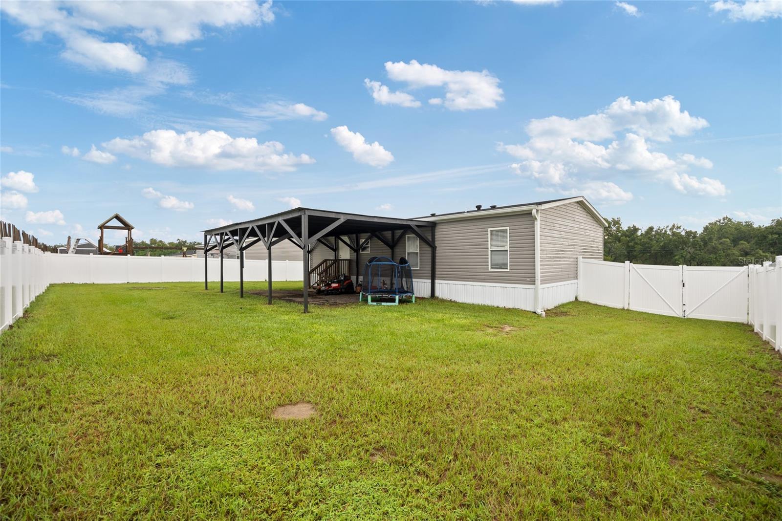 Image 22 of 23 For 4490 Lower Meadow Road