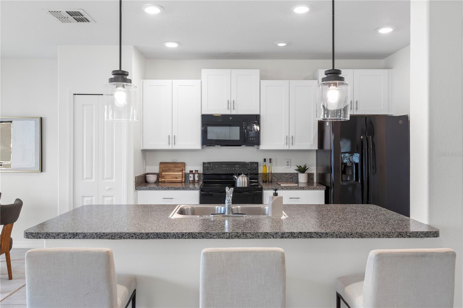 Image 17 of 66 For 7033 Samuel Ivy Drive