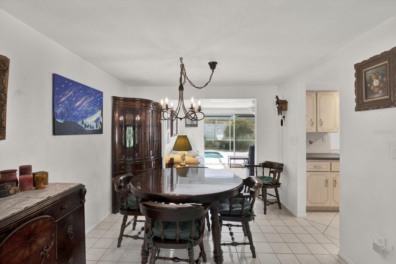 Listing photo id 6 for 9024 Lido Lane