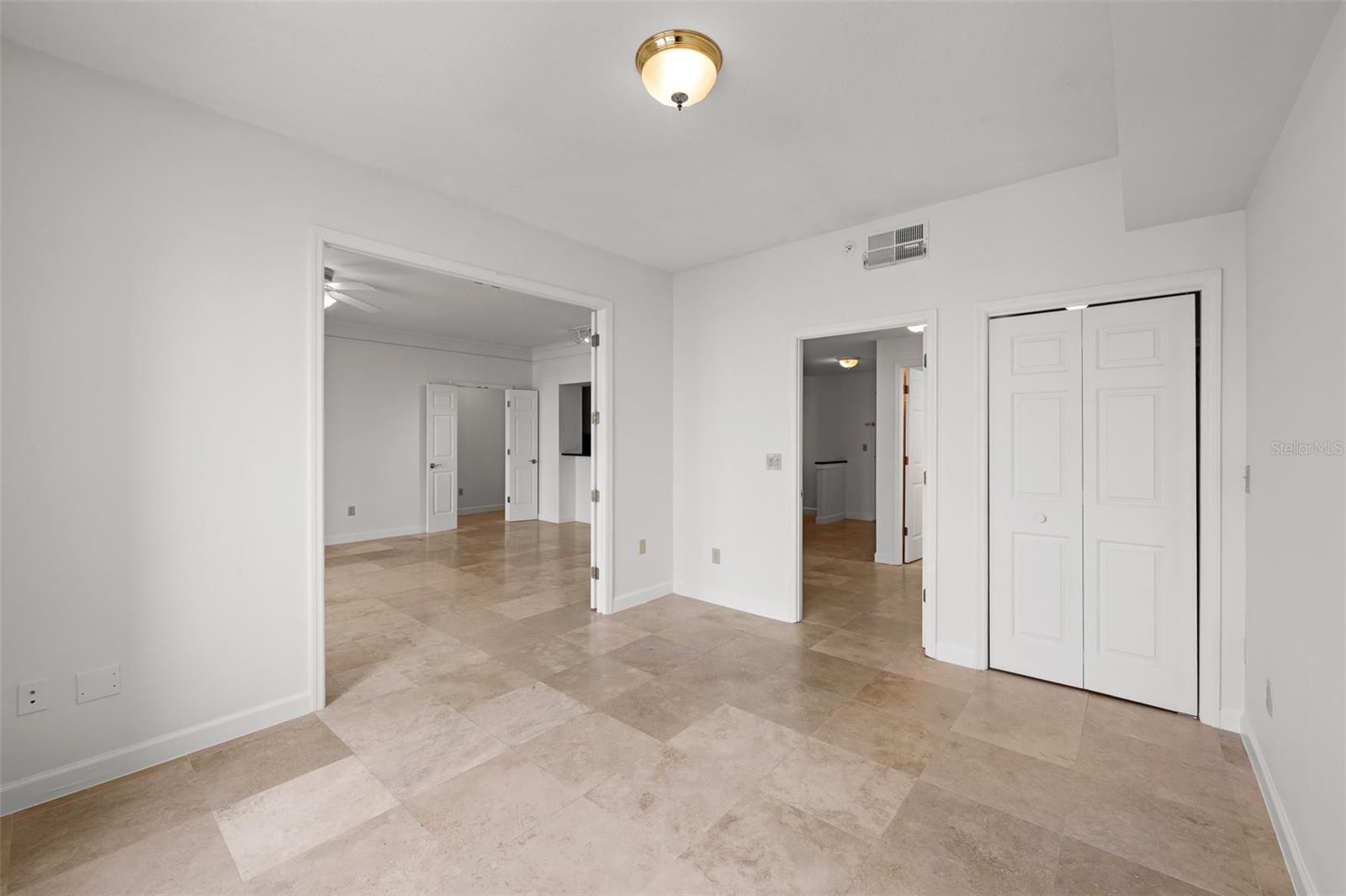 Image 20 of 67 For 345 Bayshore Boulevard 1805