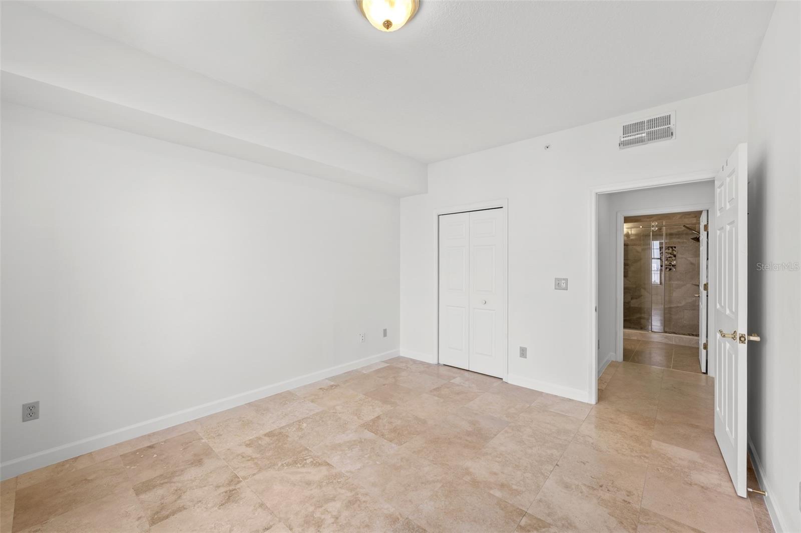 Image 25 of 67 For 345 Bayshore Boulevard 1805