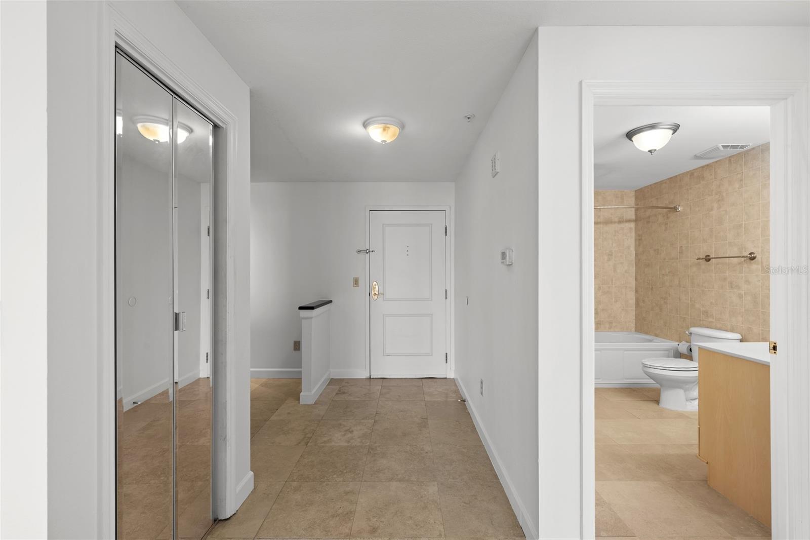 Image 37 of 67 For 345 Bayshore Boulevard 1805