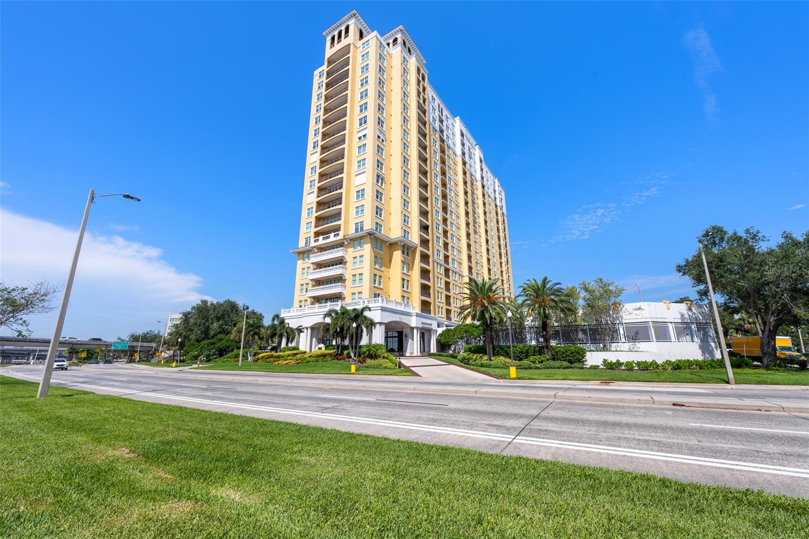 Image 65 of 67 For 345 Bayshore Boulevard 1805