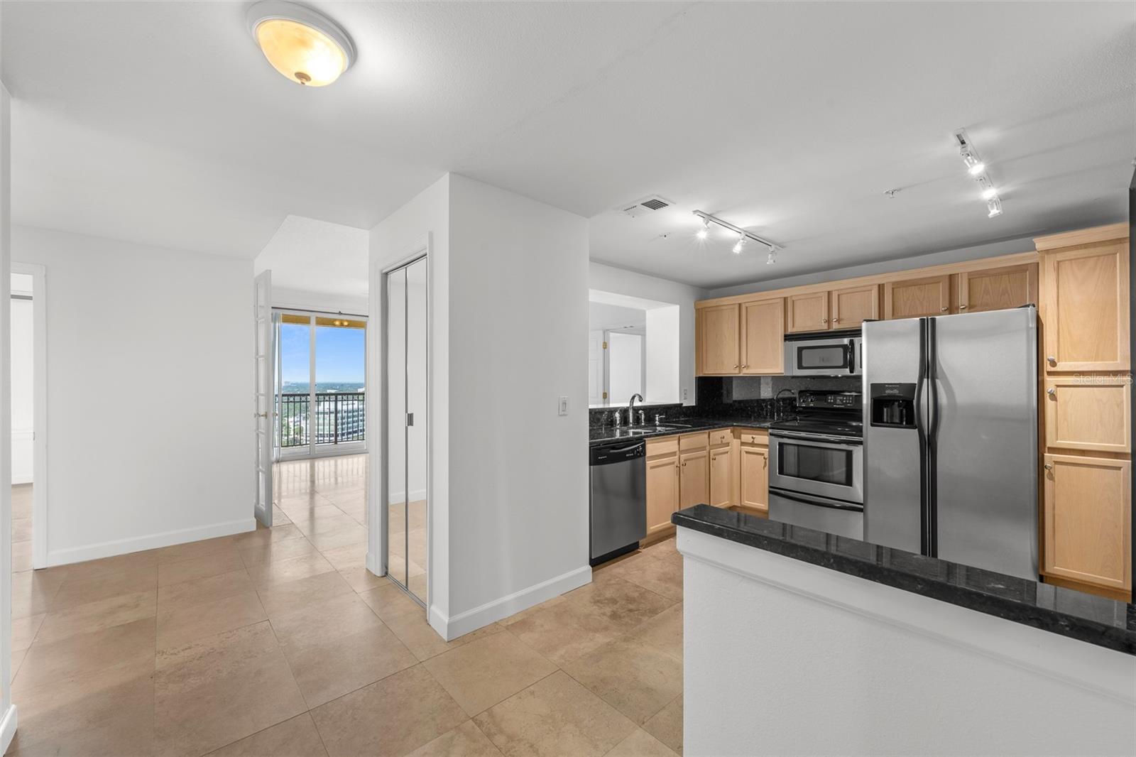 Image 8 of 67 For 345 Bayshore Boulevard 1805