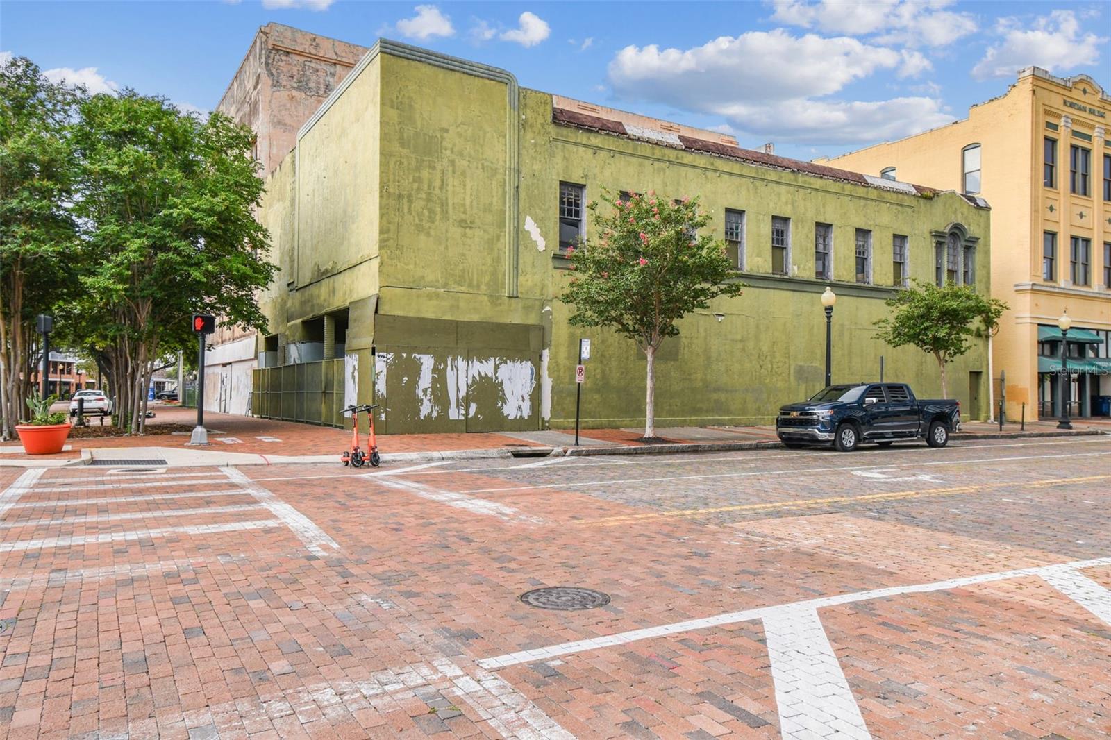 Image 2 of 12 For 1001 Franklin Street