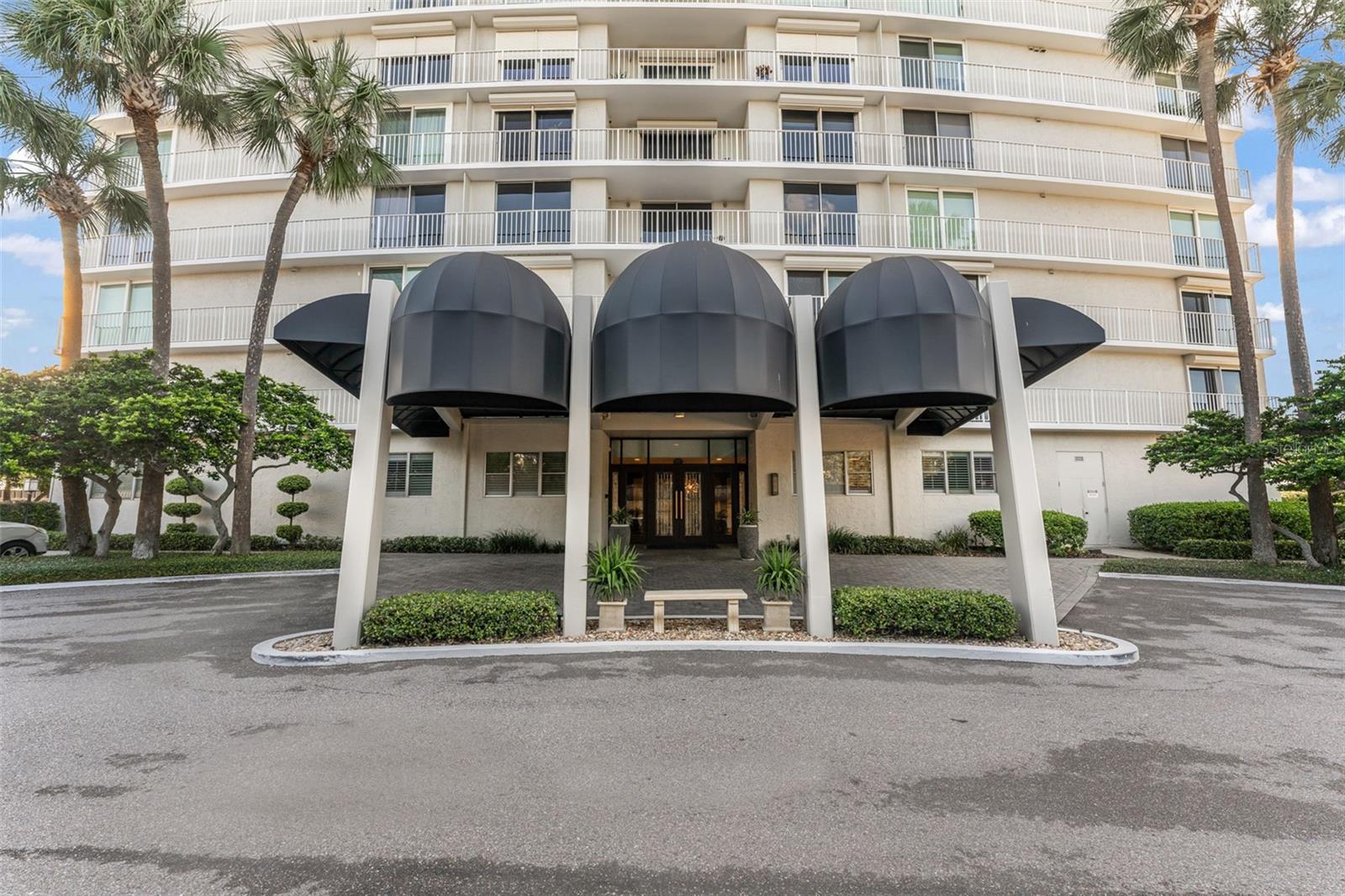 Image 44 of 49 For 2611 Bayshore Boulevard 903