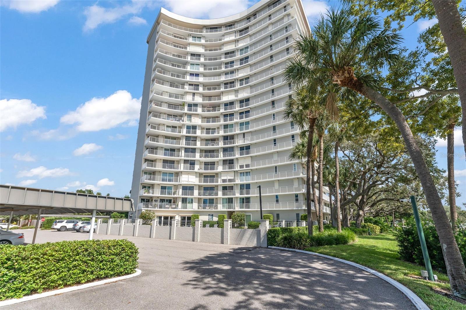 Image 46 of 49 For 2611 Bayshore Boulevard 903