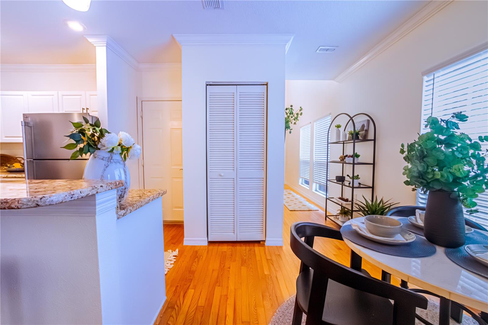 Image 4 of 25 For 404 Willow Avenue C