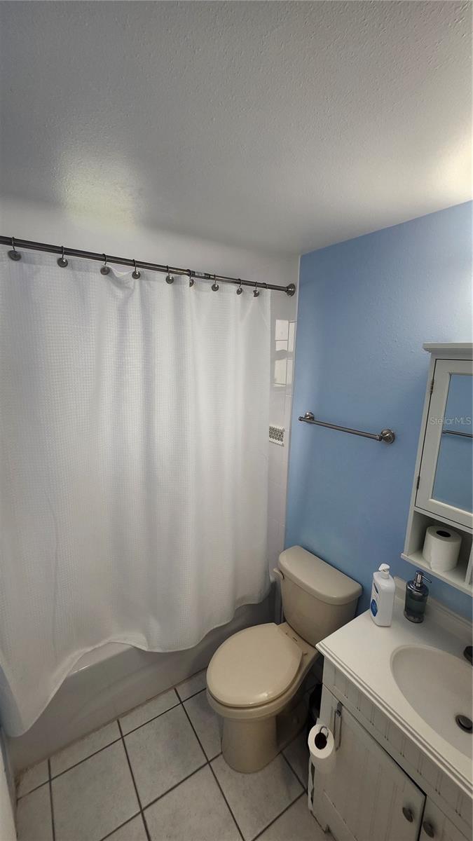 Listing photo id 12 for 9311 River Road