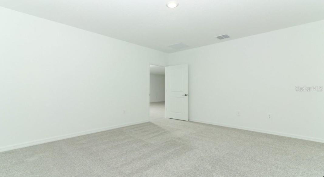 Image 6 of 19 For 2670 Fernleaf Street
