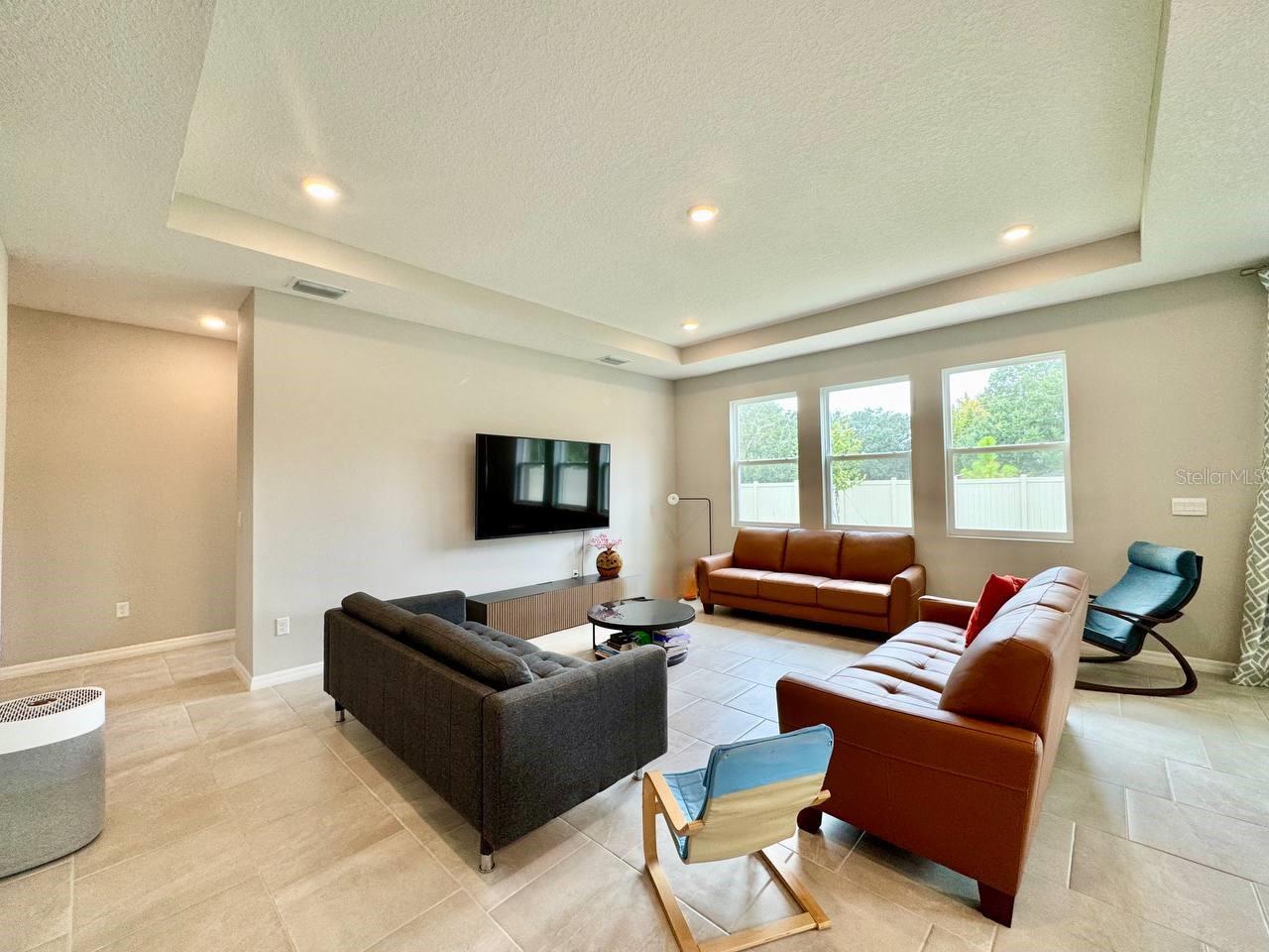 Image 3 of 40 For 7724 Broad River Avenue