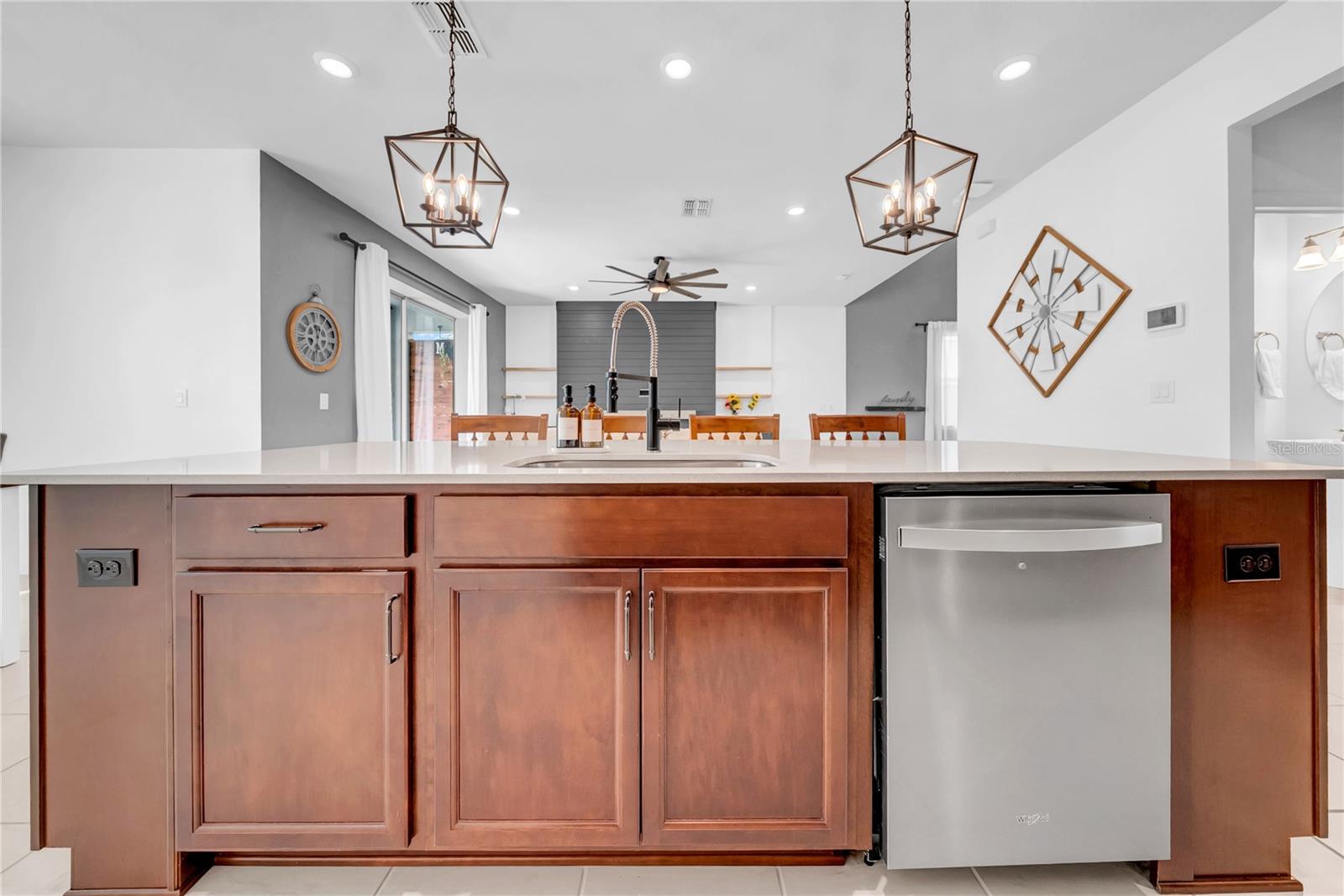 Image 26 of 50 For 18058 Fenders Way