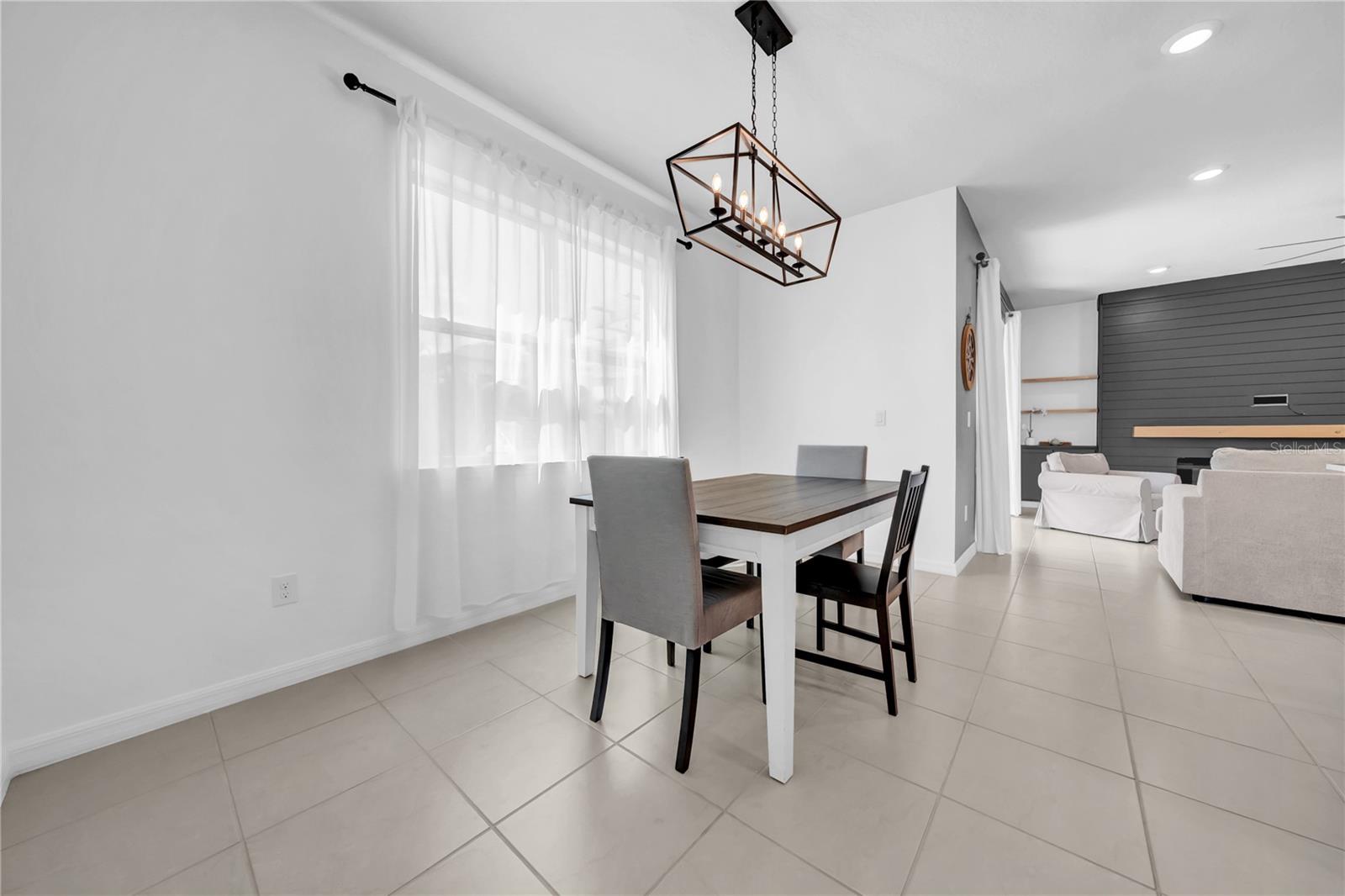 Image 27 of 50 For 18058 Fenders Way