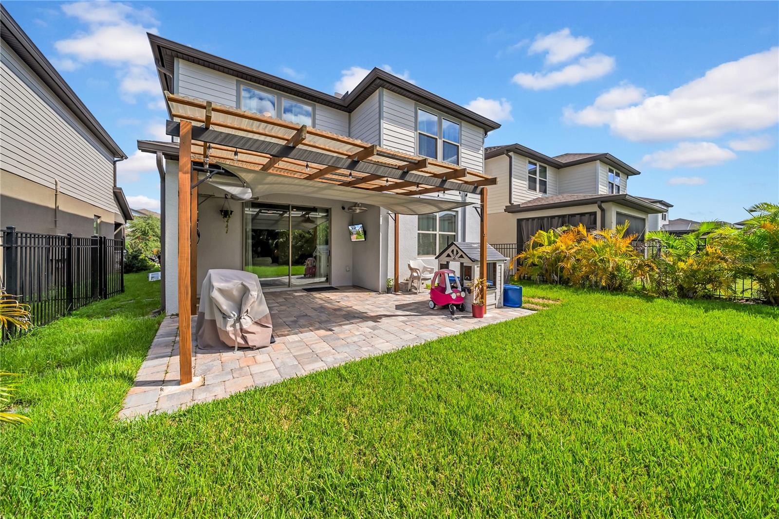 Image 4 of 50 For 18058 Fenders Way