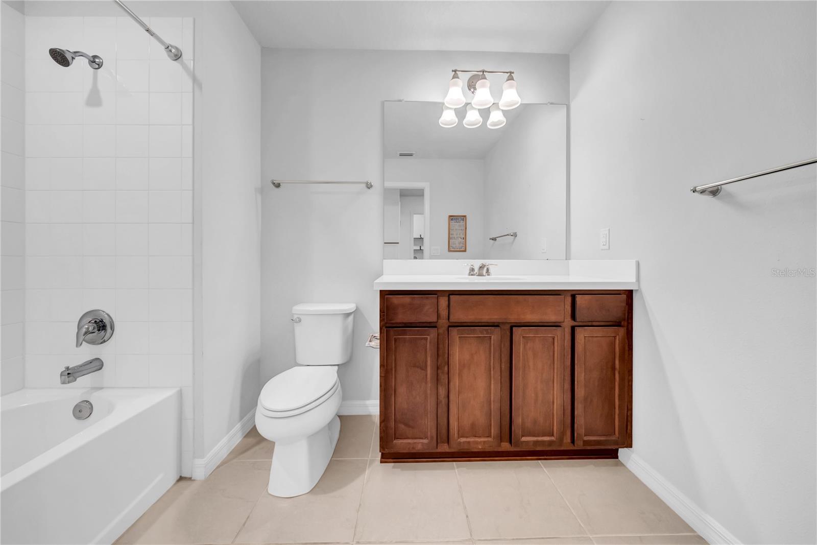 Image 40 of 50 For 18058 Fenders Way