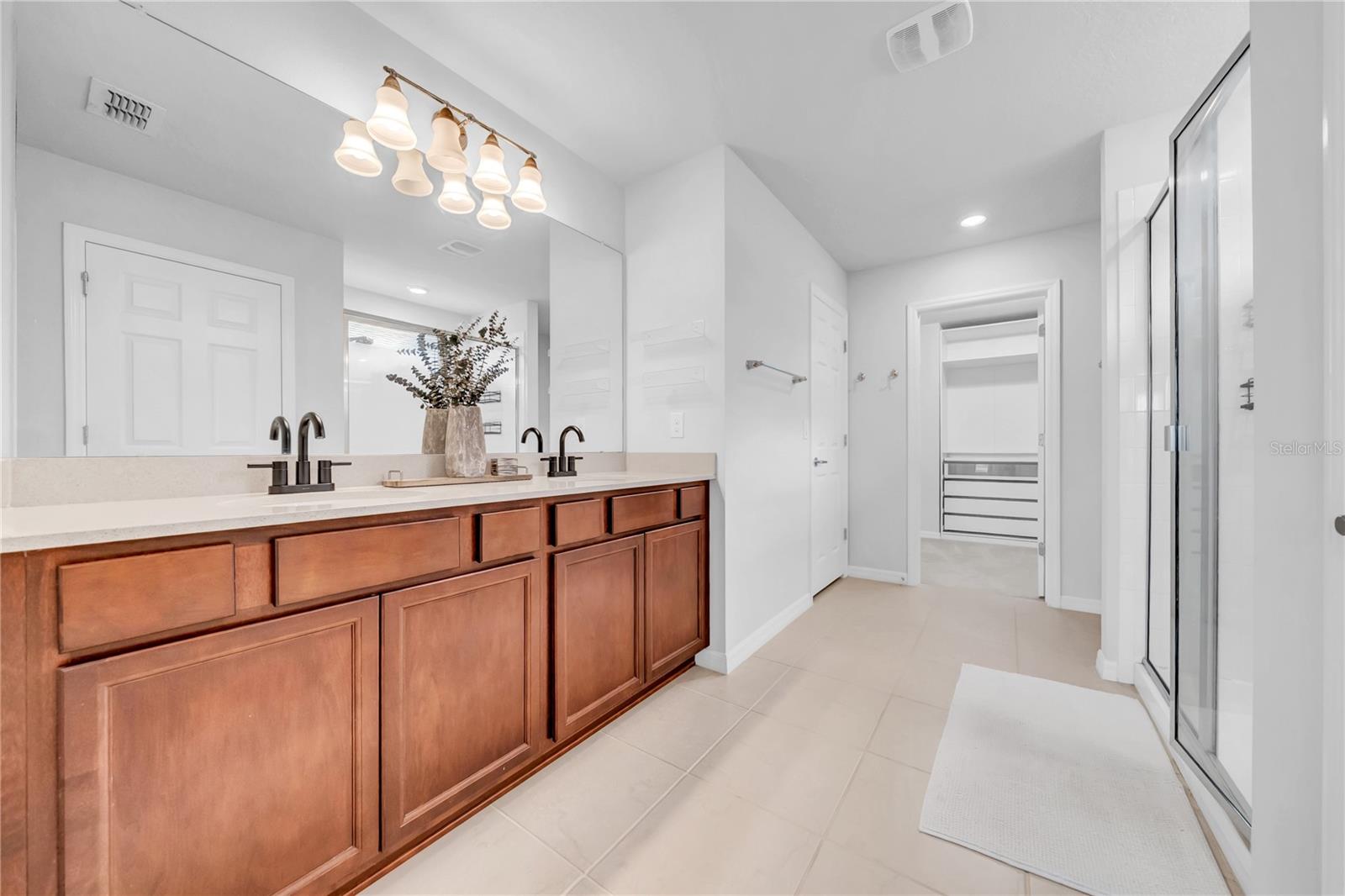 Image 44 of 50 For 18058 Fenders Way