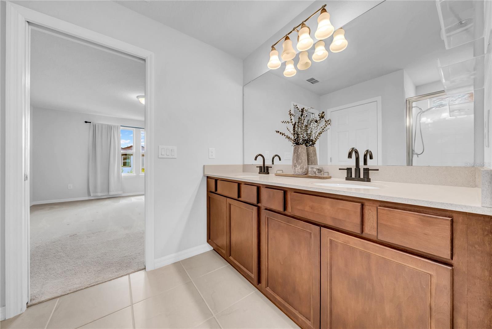 Image 47 of 50 For 18058 Fenders Way