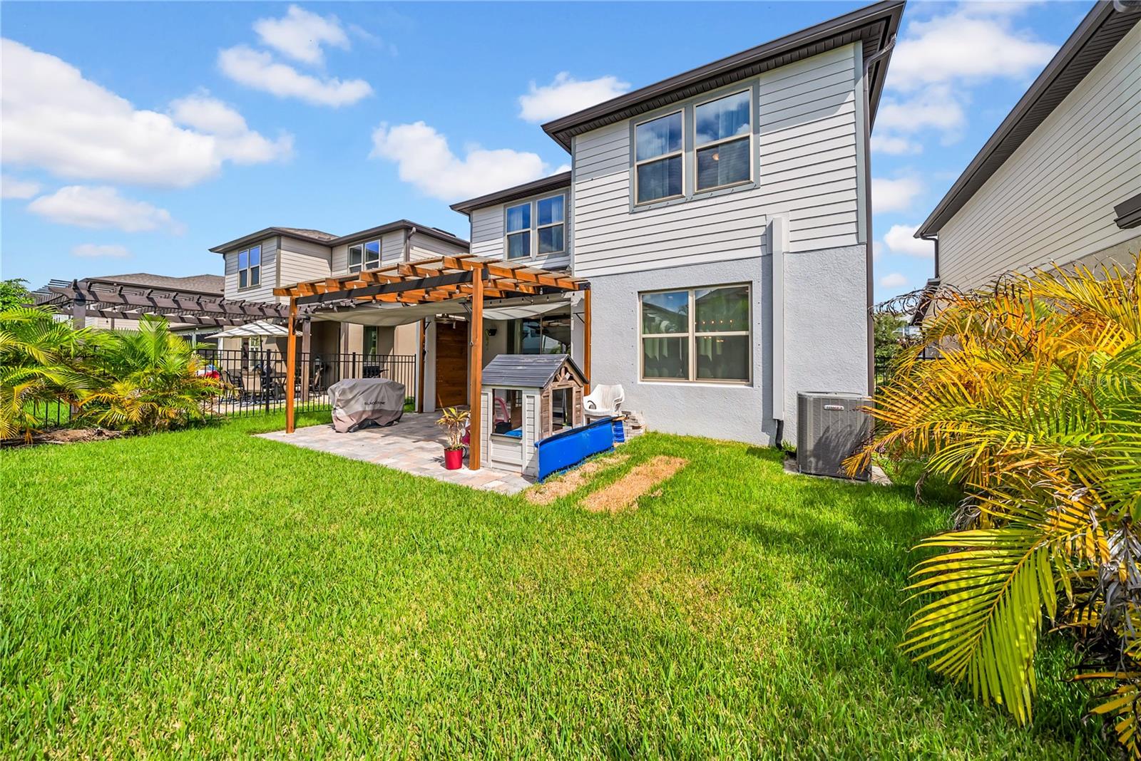 Image 6 of 50 For 18058 Fenders Way