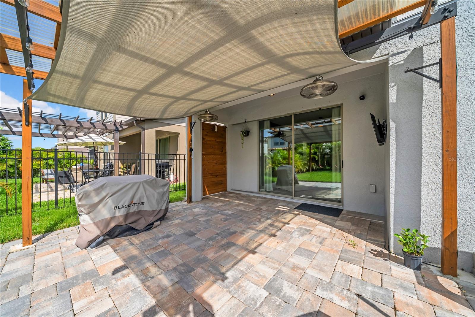 Image 8 of 50 For 18058 Fenders Way