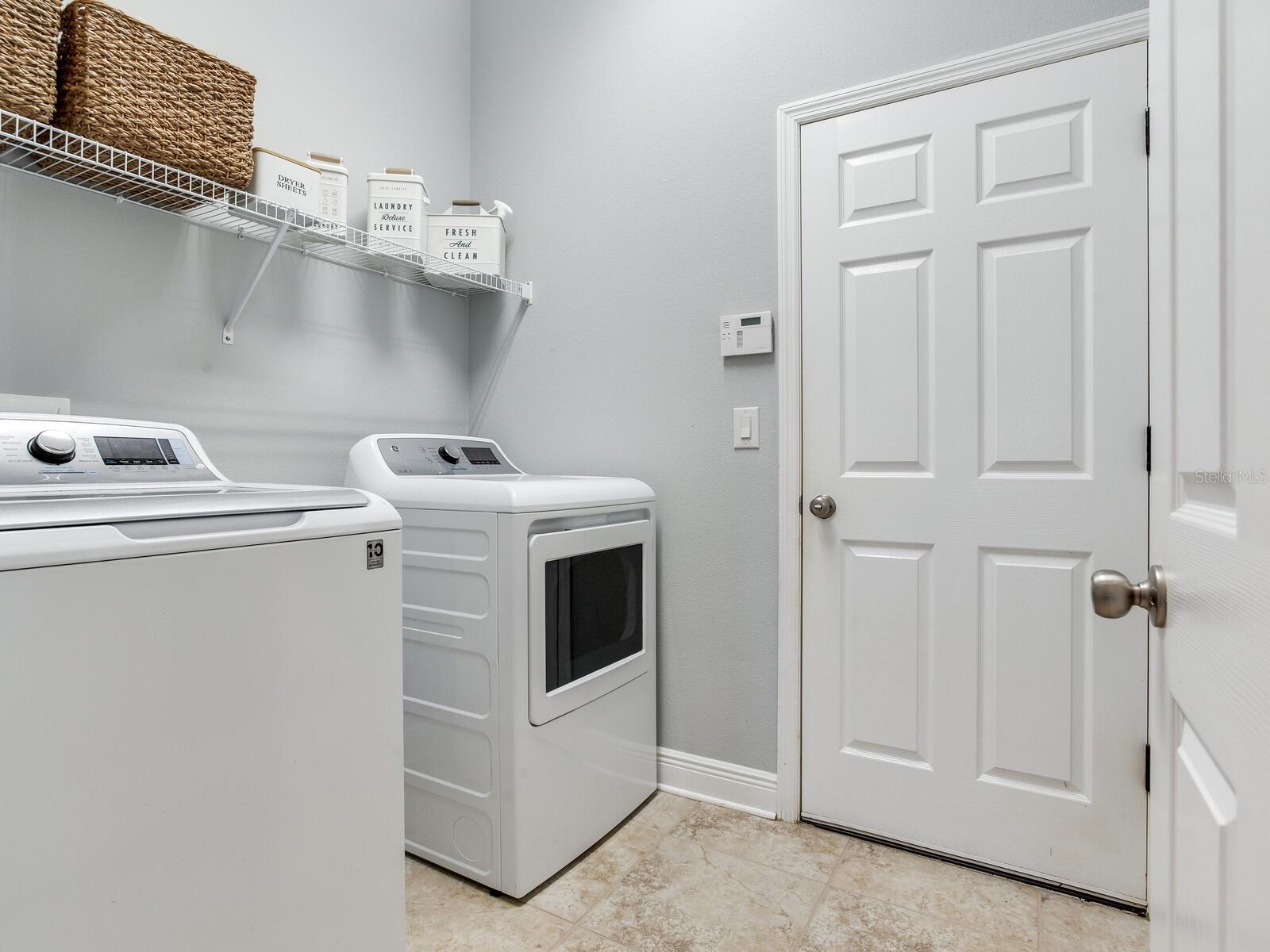 Image 16 of 45 For 8703 Alafia Hills Drive