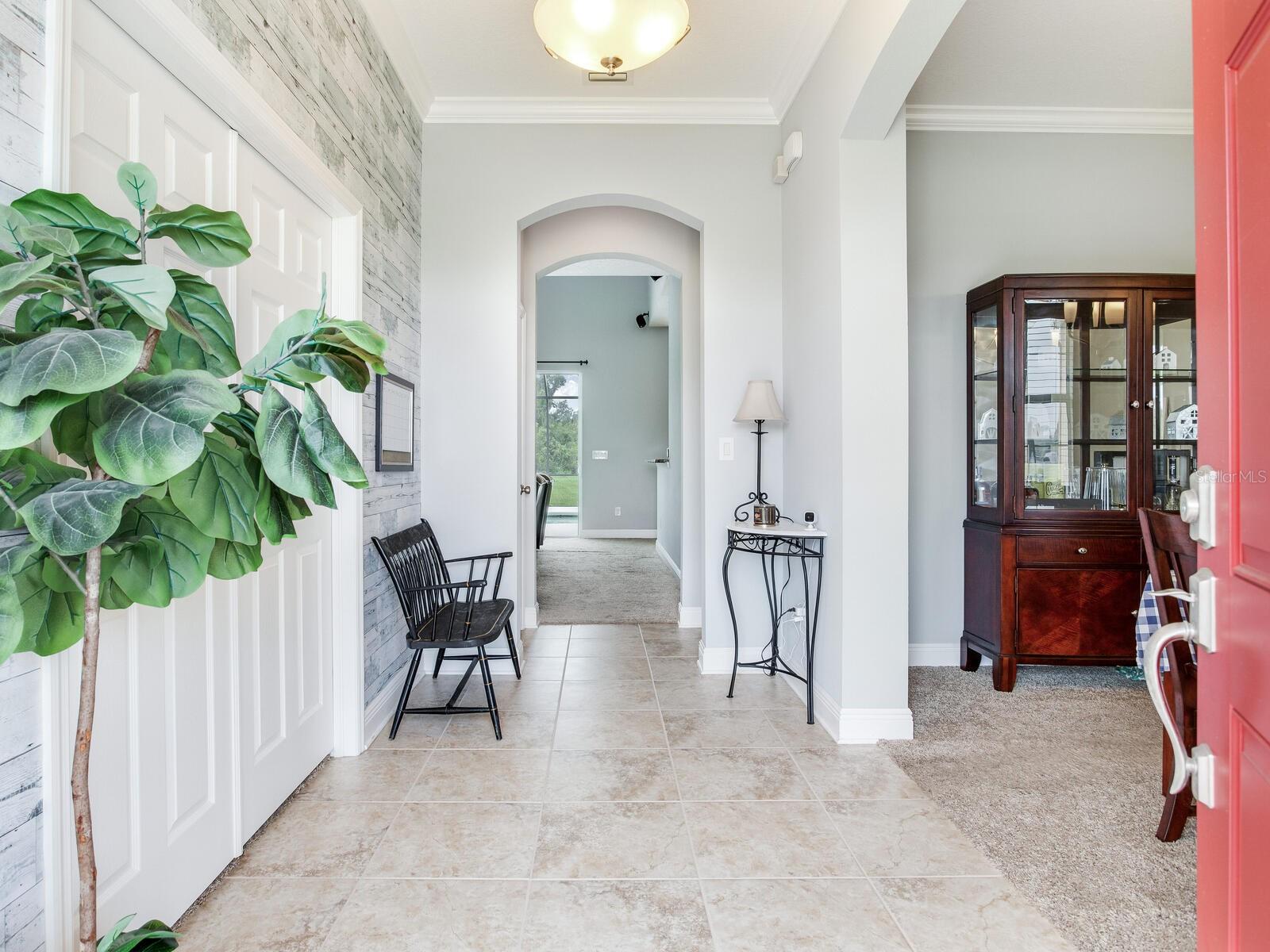 Image 5 of 45 For 8703 Alafia Hills Drive