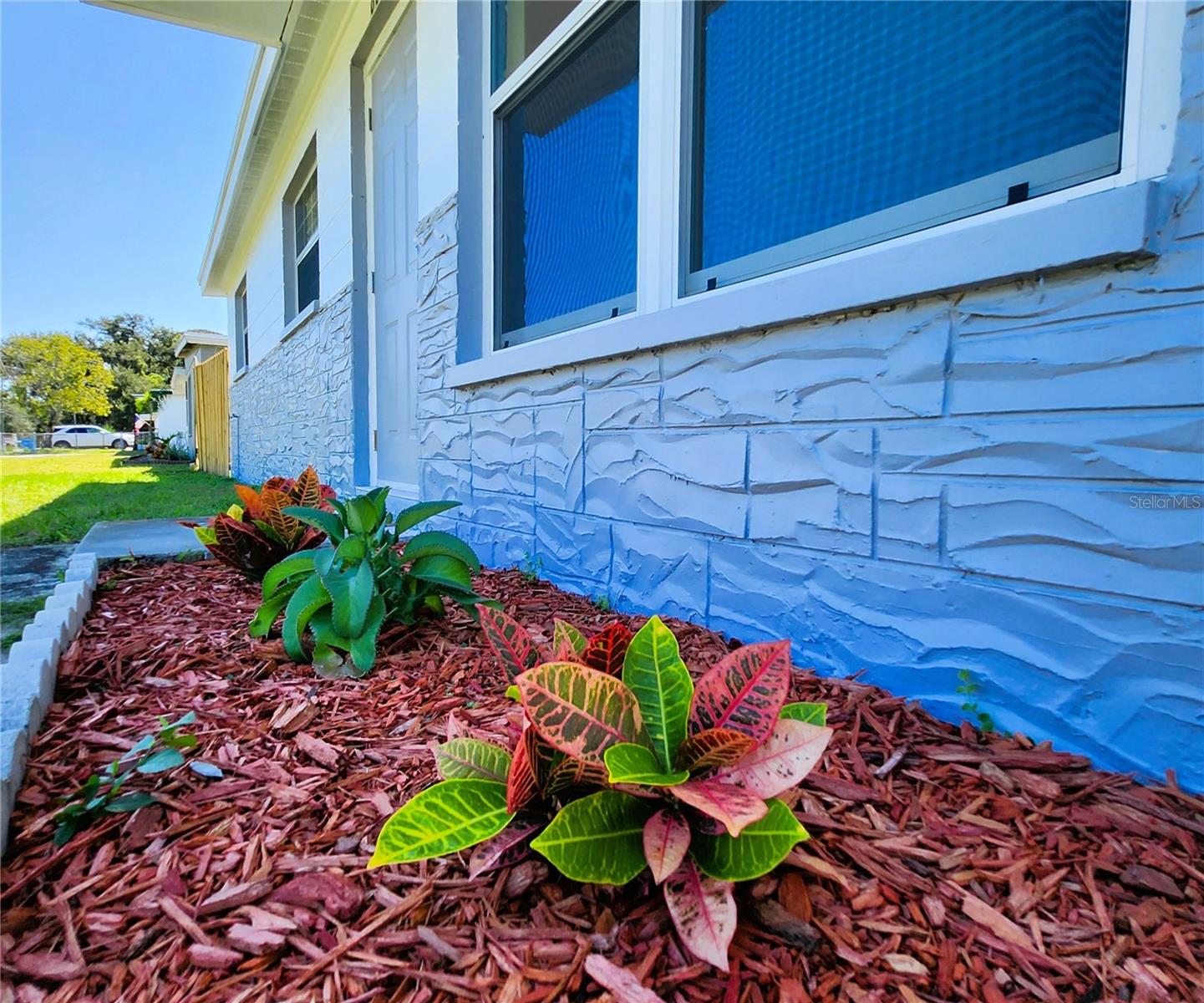 Image 12 of 47 For 8562 94th Avenue