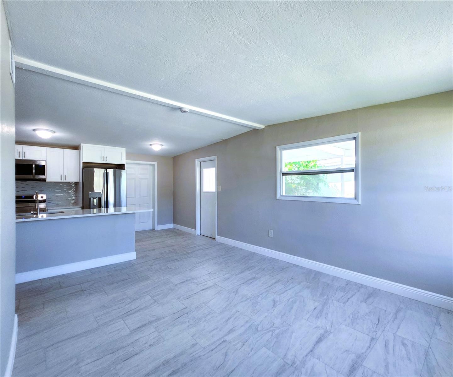 Image 13 of 47 For 8562 94th Avenue