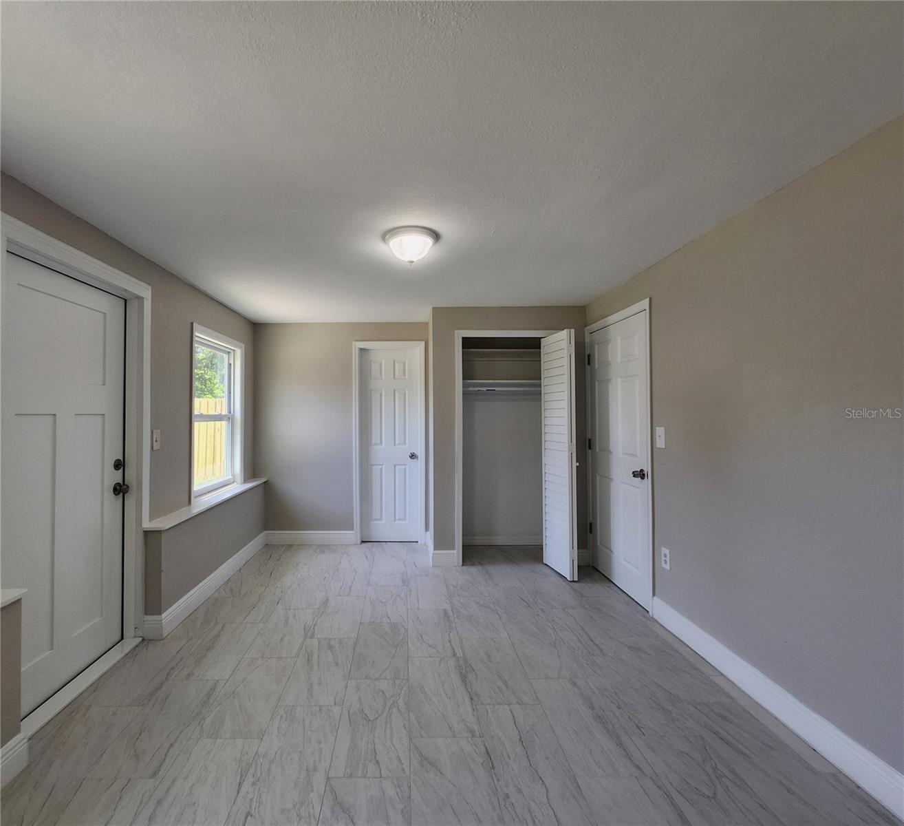 Image 33 of 47 For 8562 94th Avenue