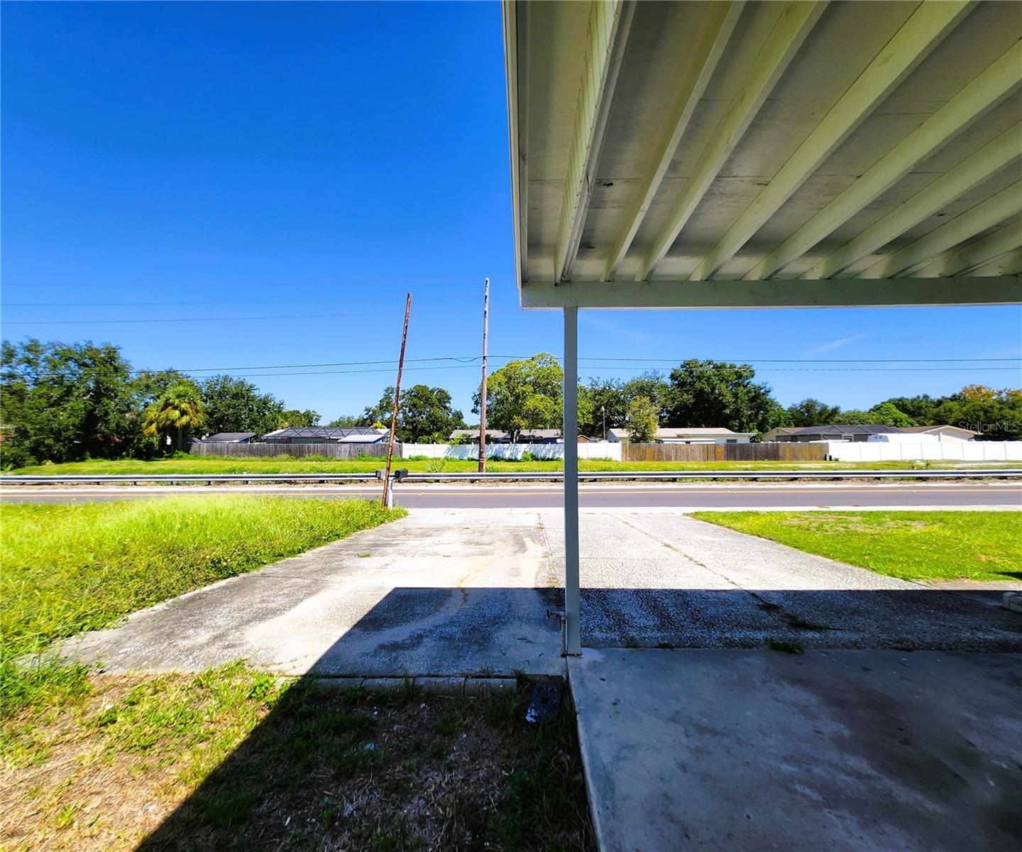 Image 6 of 47 For 8562 94th Avenue
