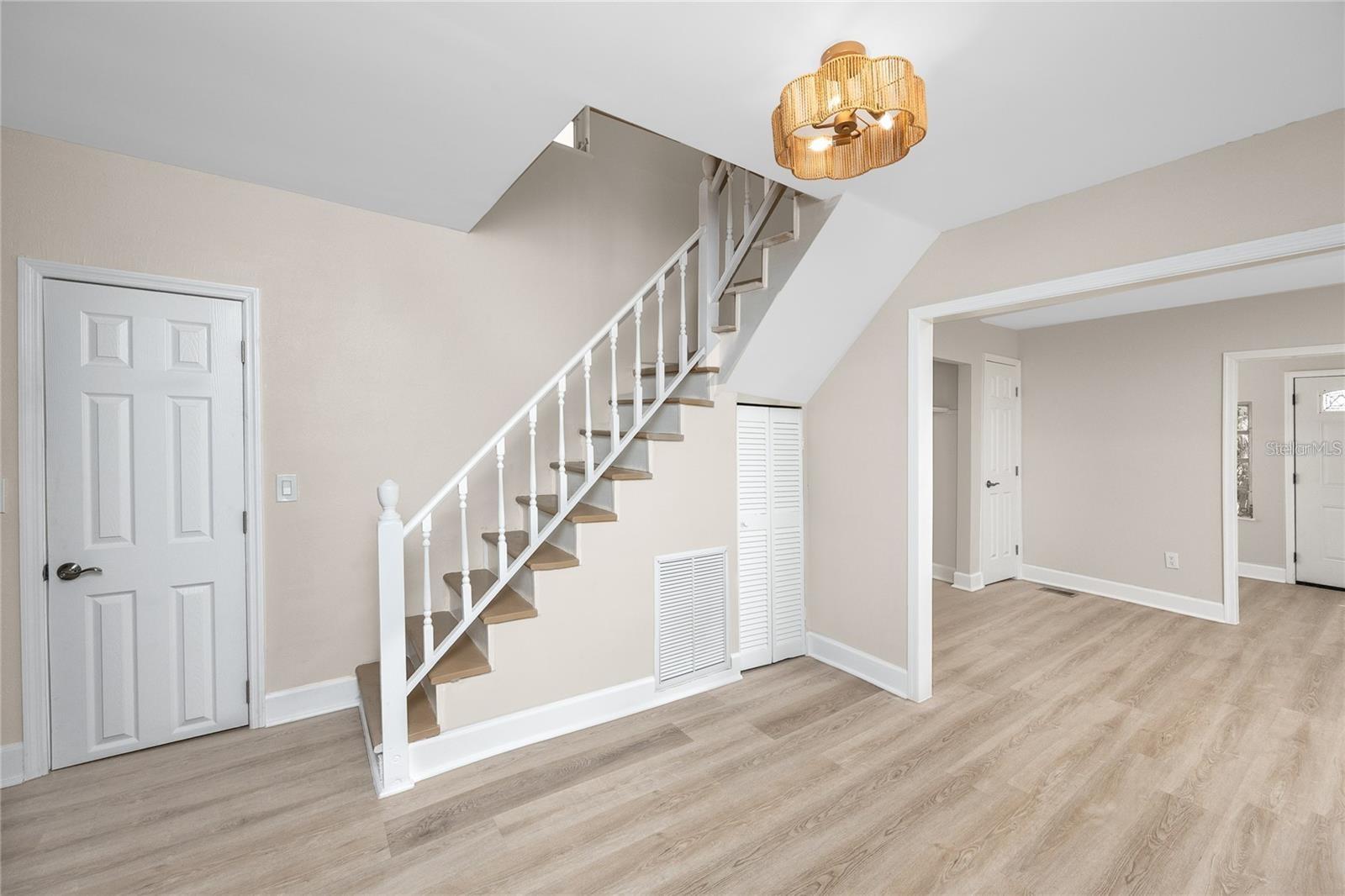 Image 12 of 41 For 13148 3rd Street E
