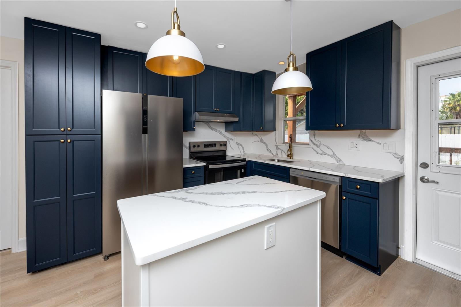 Image 14 of 41 For 13148 3rd Street E