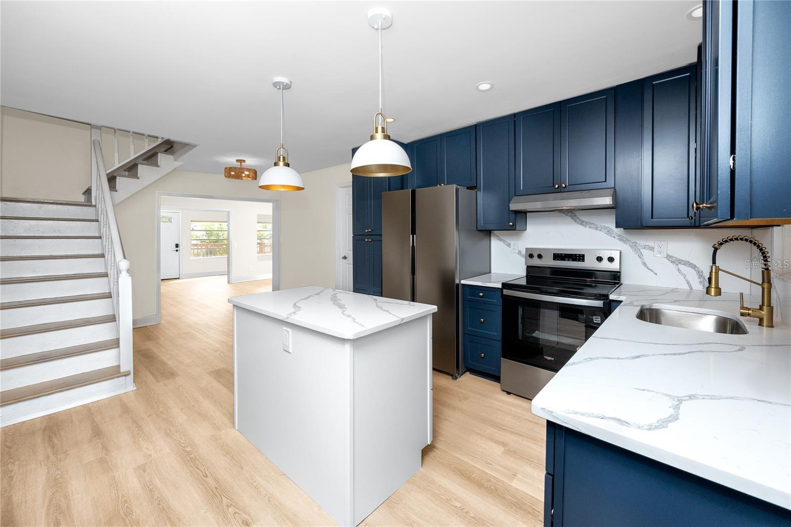 Image 17 of 41 For 13148 3rd Street E