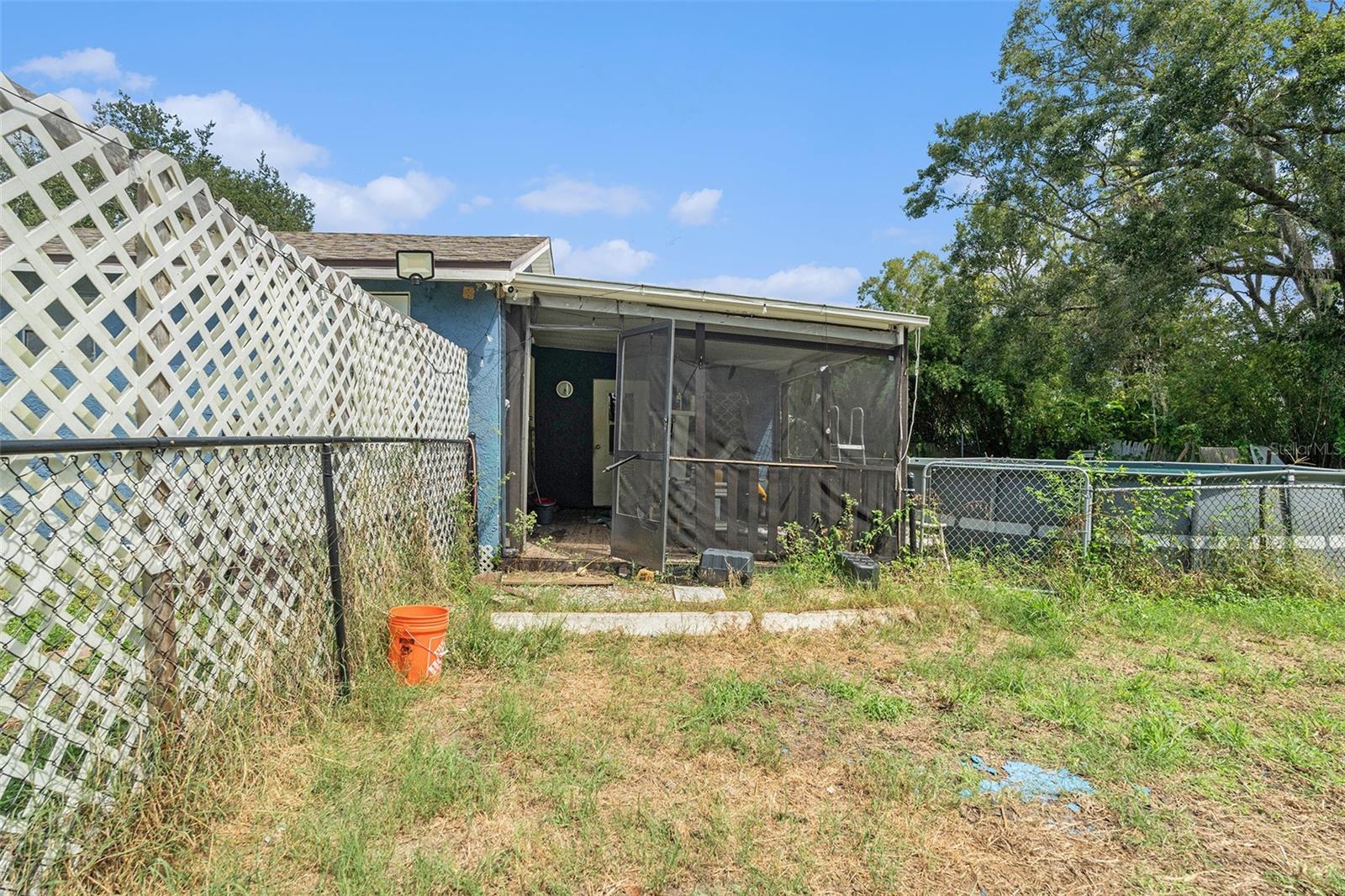 Image 24 of 33 For 3007 76th Street
