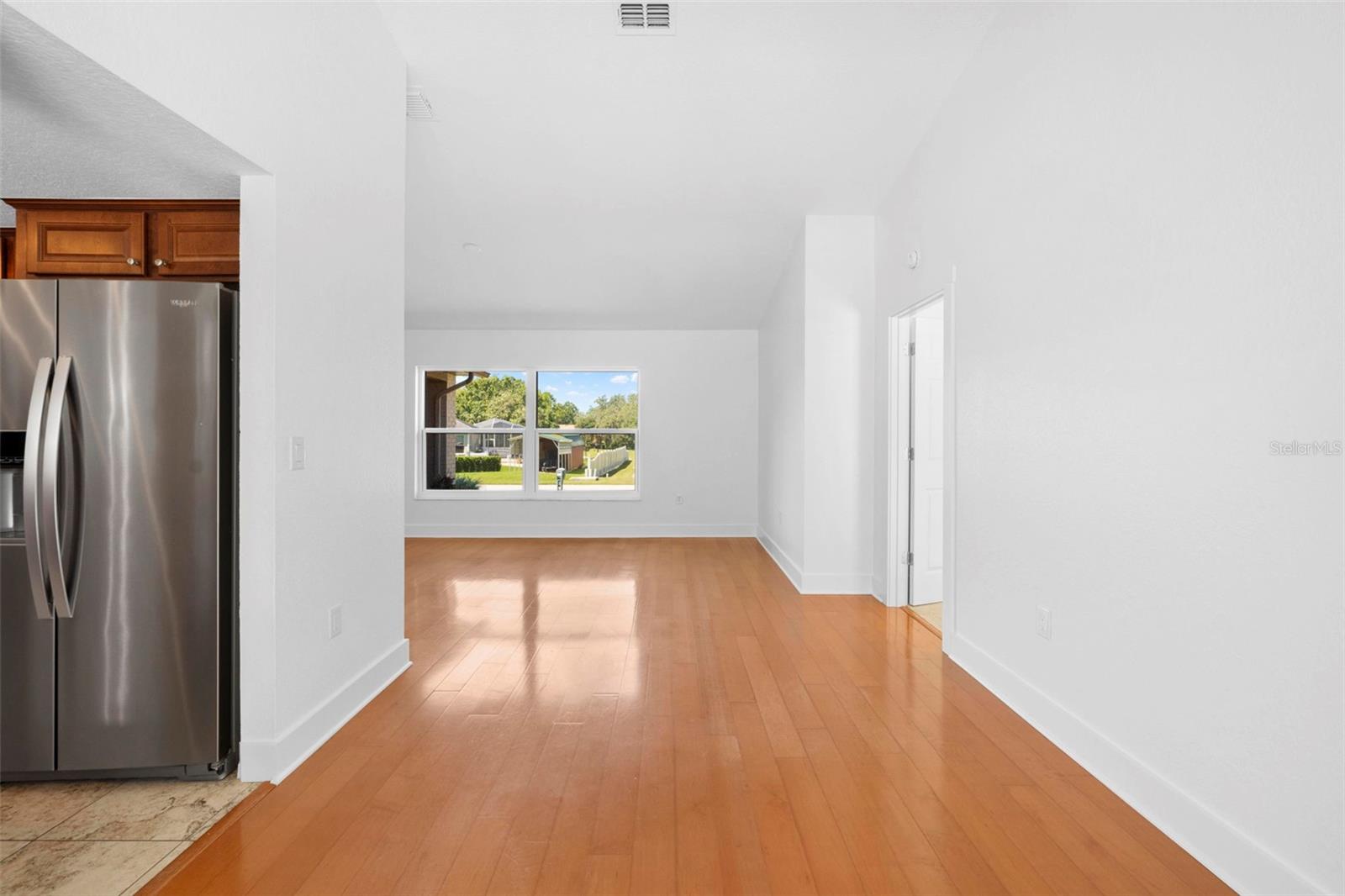 Image 36 of 80 For 9414 Lorendale Circle