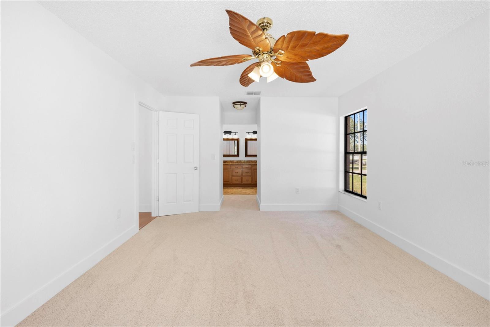 Image 42 of 80 For 9414 Lorendale Circle