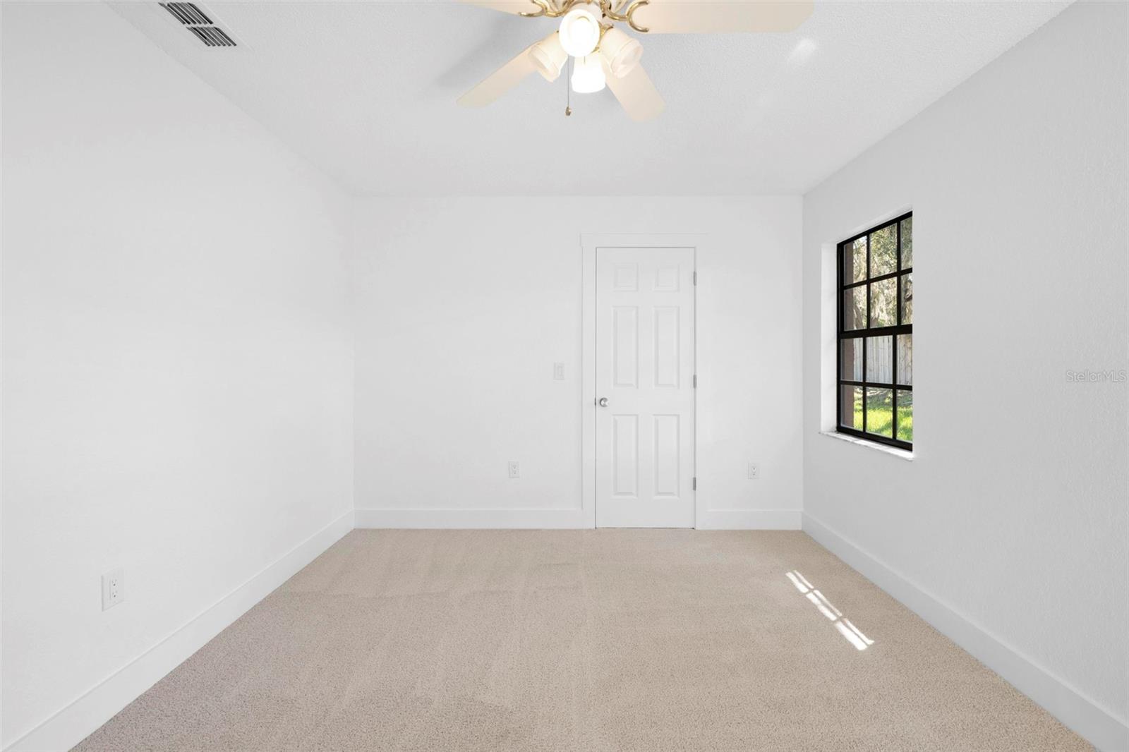 Image 70 of 80 For 9414 Lorendale Circle