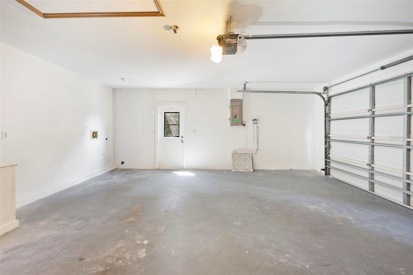 Image 80 of 80 For 9414 Lorendale Circle