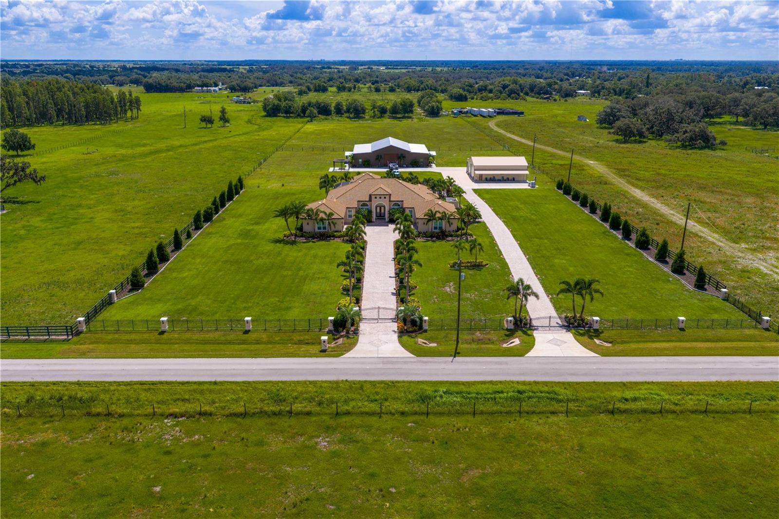 Image 3 of 100 For 17332 Carlton Lake Road