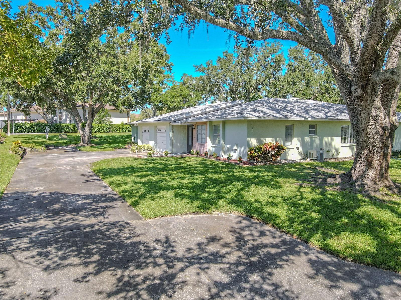 Image 23 of 28 For 1131 Orange Tree Circle W C