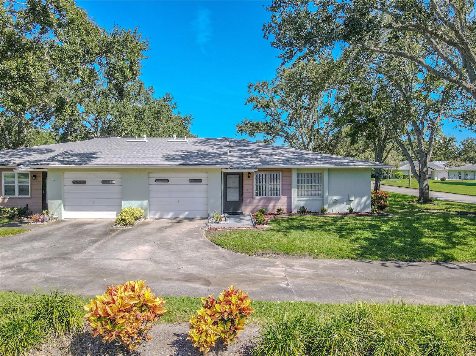 Image 24 of 28 For 1131 Orange Tree Circle W C