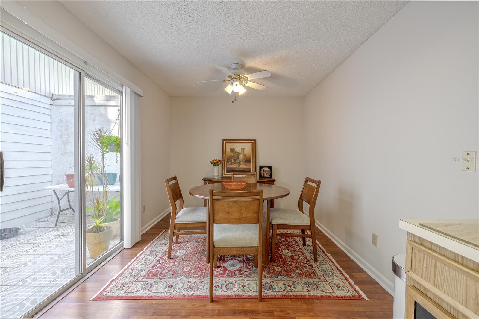 Image 9 of 28 For 1131 Orange Tree Circle W C