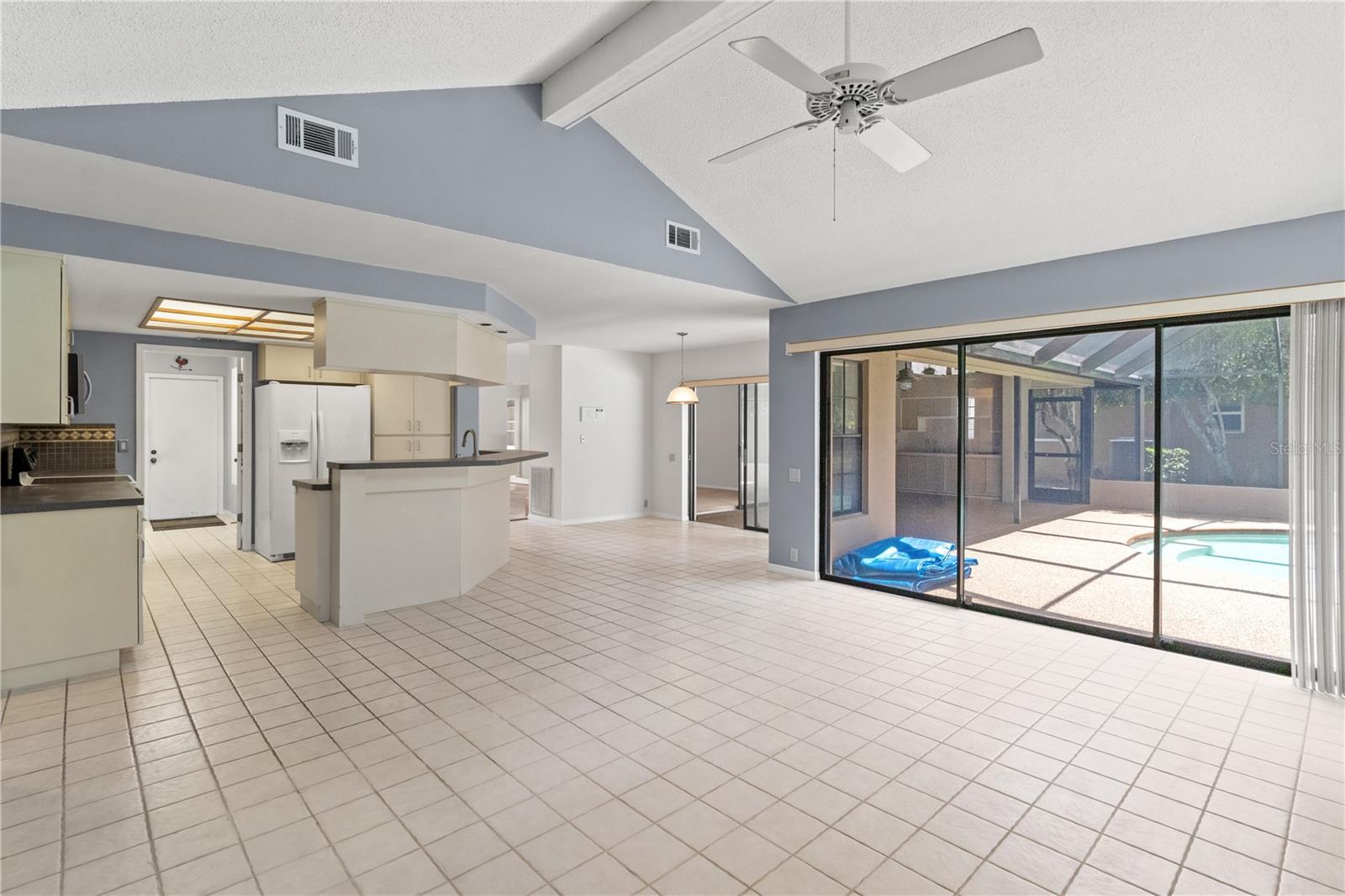 Image 18 of 43 For 8546 Ashbury Drive