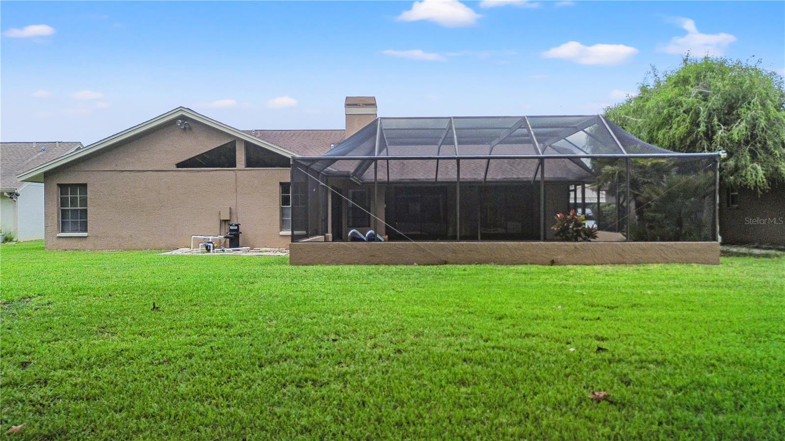 Image 7 of 43 For 8546 Ashbury Drive