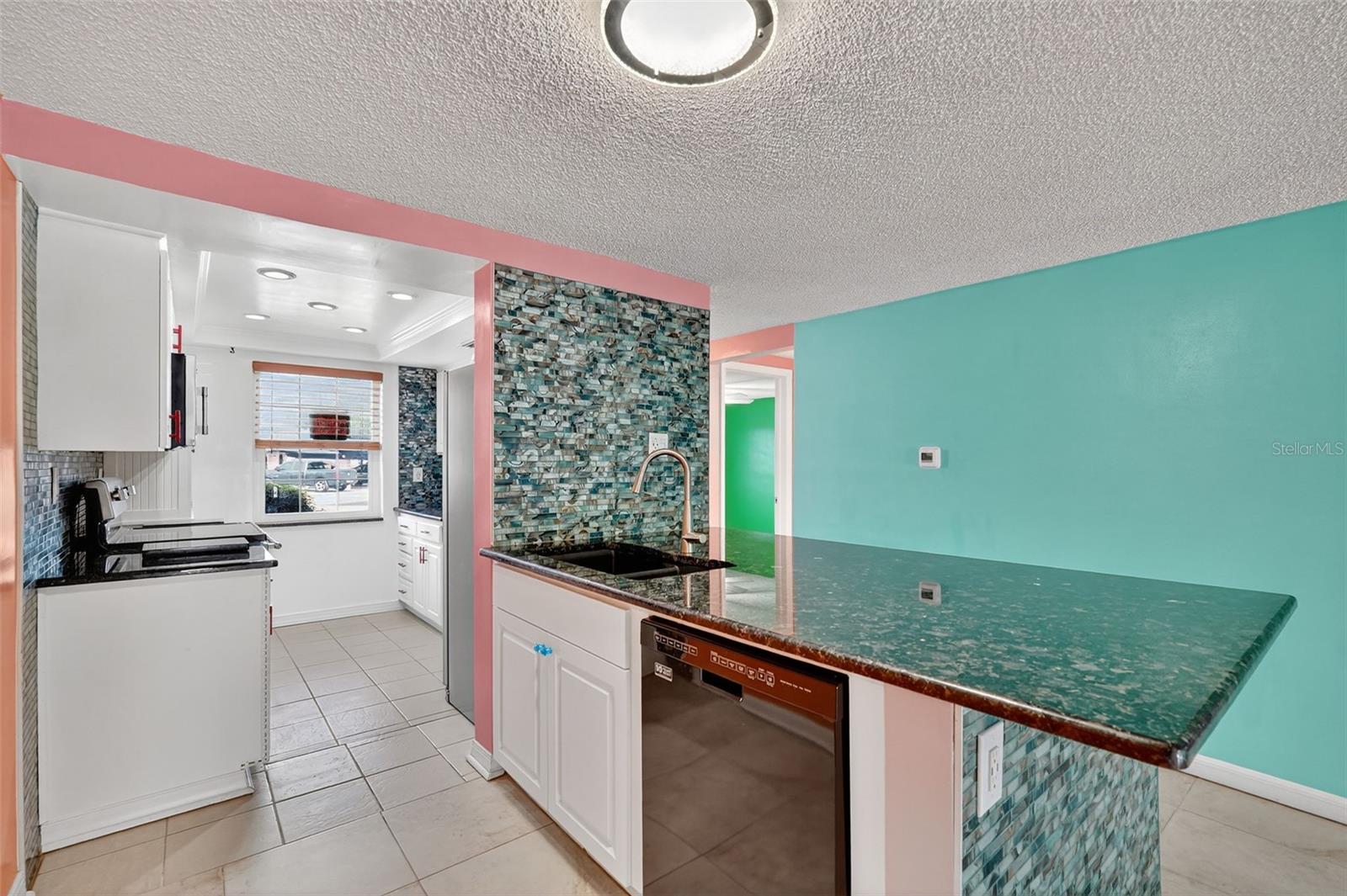 Image 14 of 35 For 4301 Summersun Drive  A