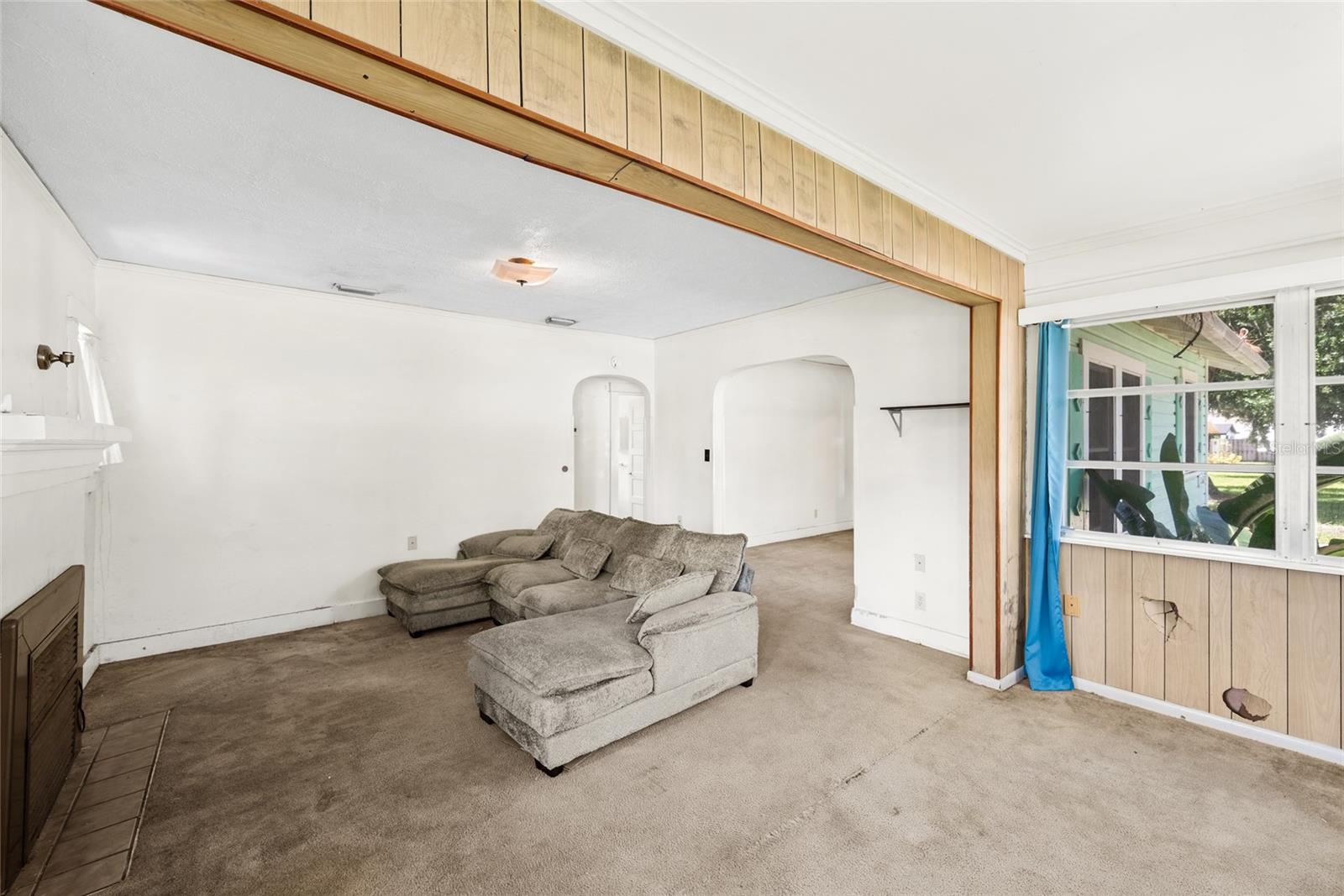 Image 11 of 47 For 2462 Prospect Street
