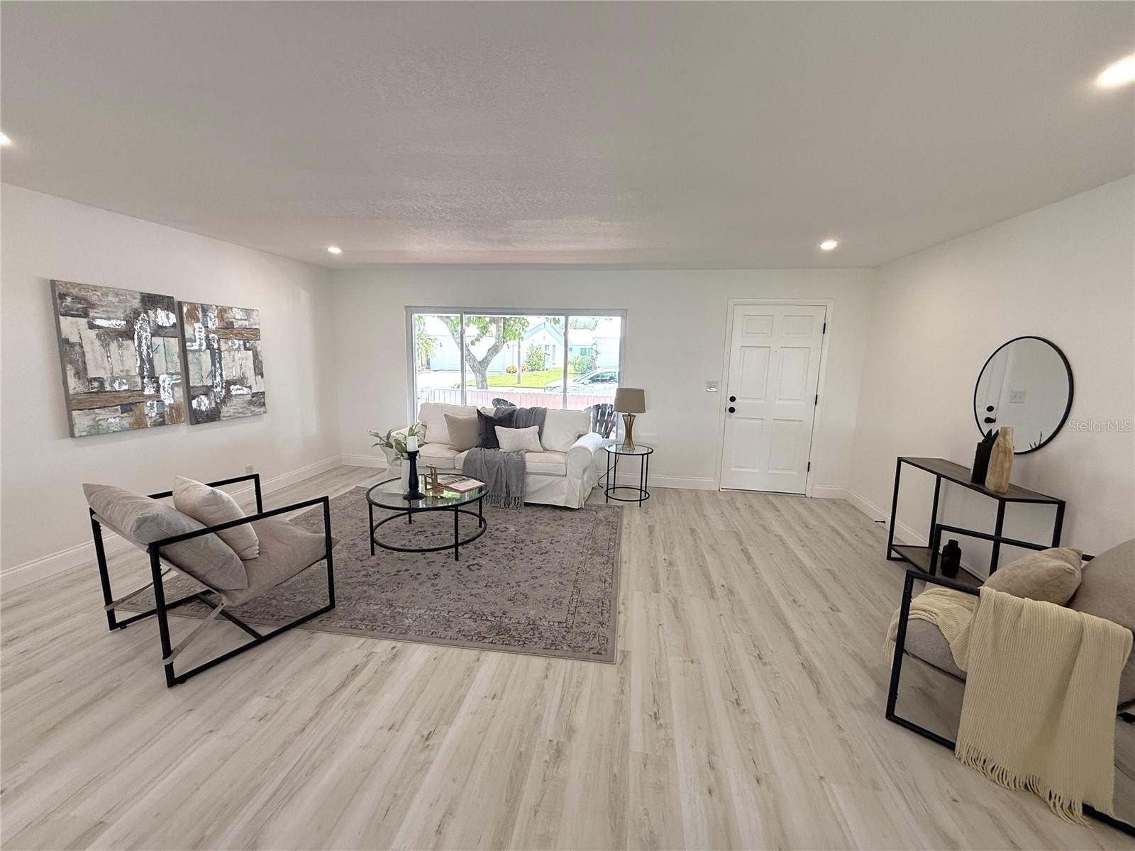 Image 11 of 57 For 9218 39th Lane N