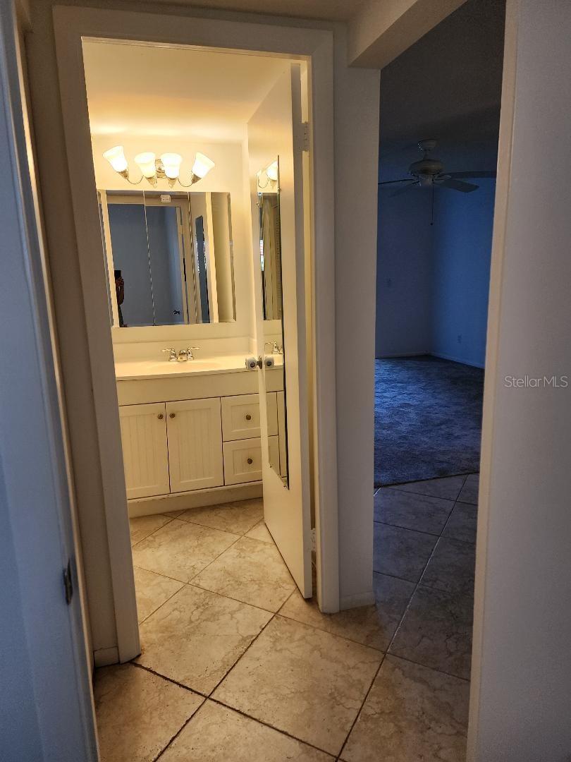 Image 6 of 19 For 9033 Mission Oaks Boulevard