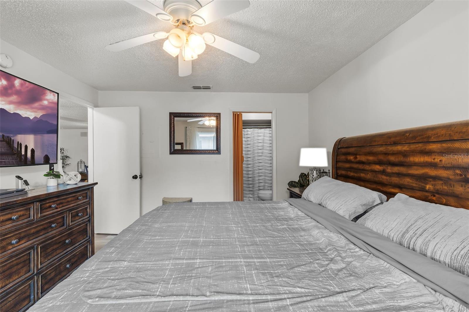 Image 23 of 43 For 8486 60th Street N 804