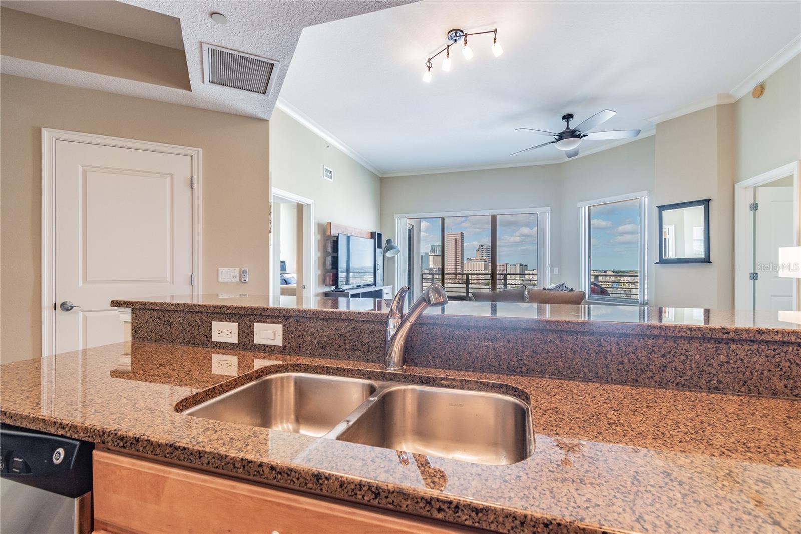 Image 11 of 51 For 449 12th Street 1406
